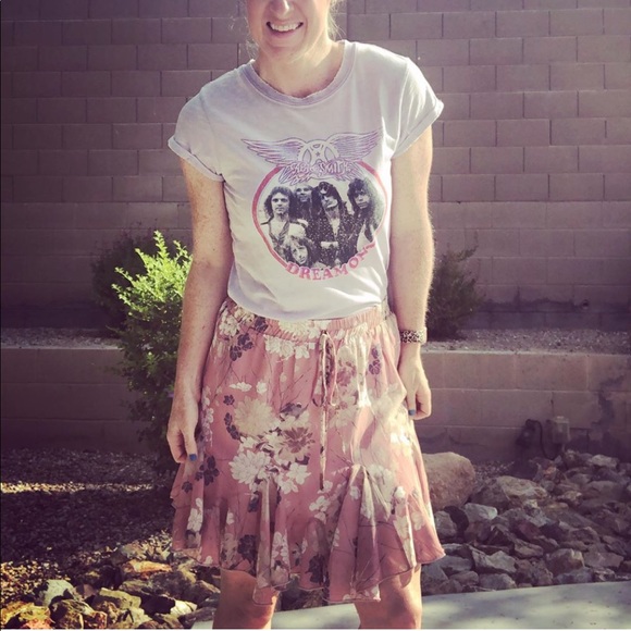 Pink floral flowy skirt with tie - Picture 4 of 4